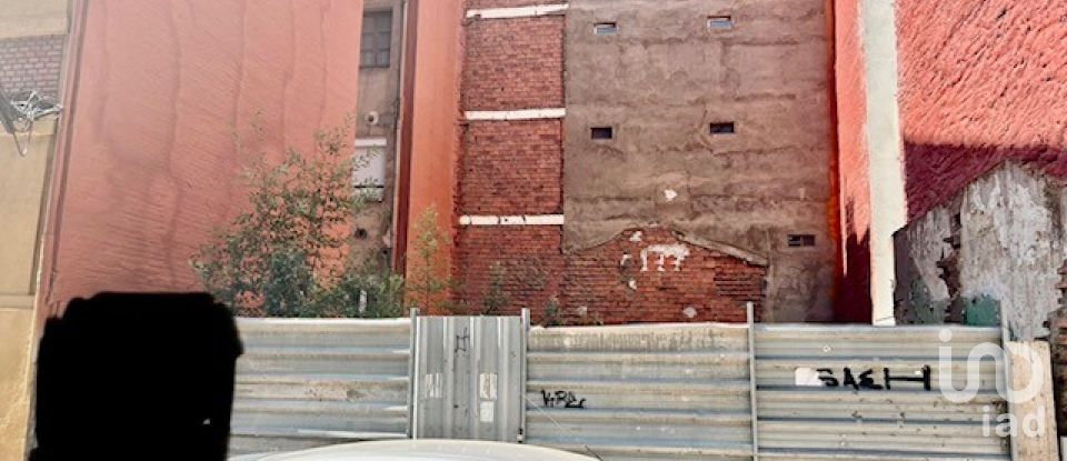 Building plot of 123 m² in León (24004)