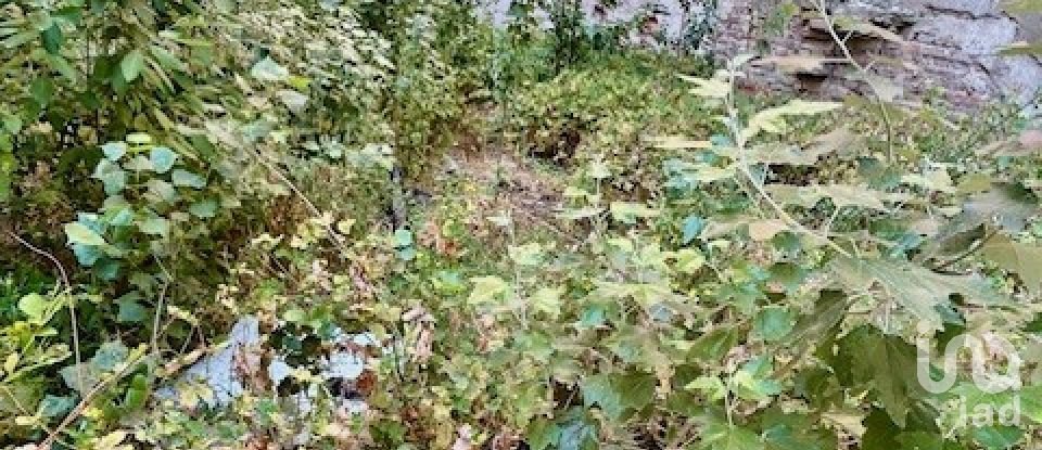 Building plot of 123 m² in León (24004)