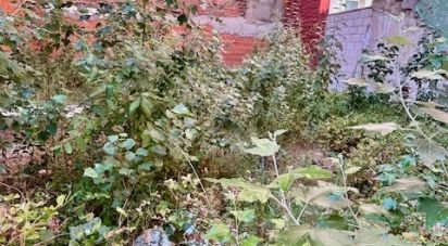 Building plot of 123 m² in León (24004)