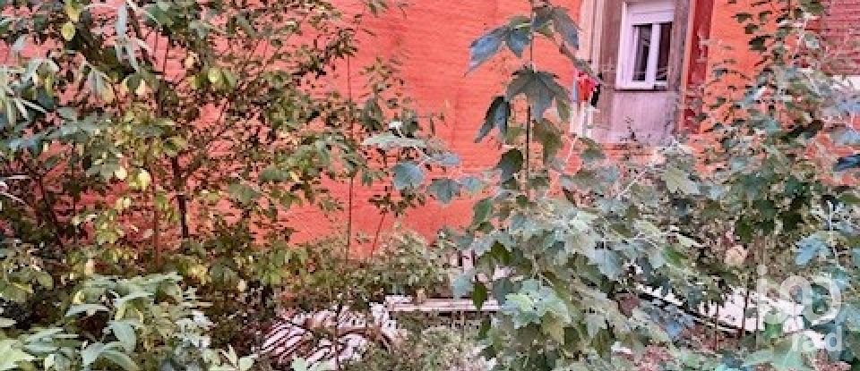 Building plot of 123 m² in León (24004)