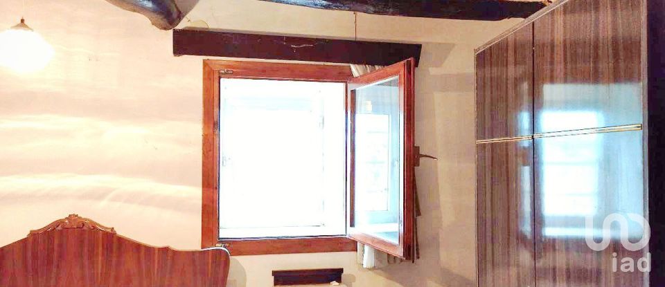 Casa de pueblo 10 habitaciones de 670 m² en Cinctorres (12318)