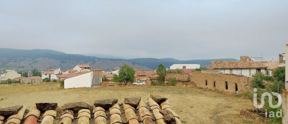 Casa de pueblo 10 habitaciones de 670 m² en Cinctorres (12318)