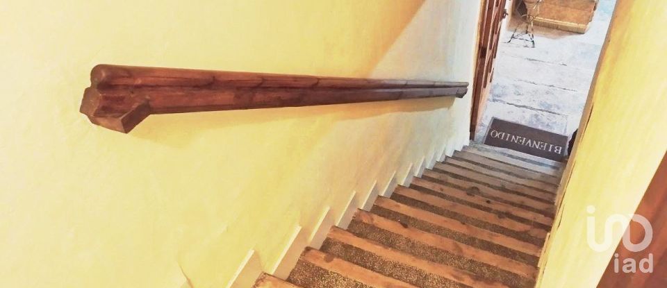 Casa de pueblo 10 habitaciones de 670 m² en Cinctorres (12318)