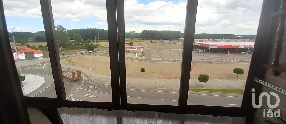 Apartment 3 bedrooms of 89 m² in La Bañeza (24750)