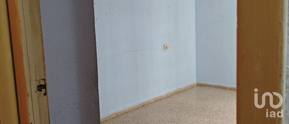 Pis 3 habitacions de 98 m² a Dénia (03700)