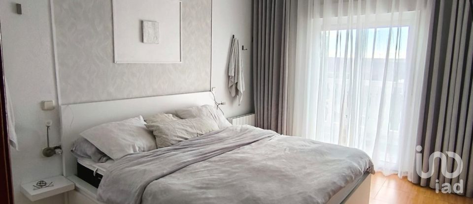 Apartment in house  4 bedrooms of 220 m² in Colmenar de Oreja (28380)