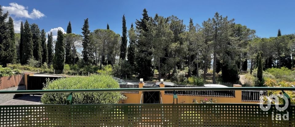 Habitatge unifamiliar  7 habitacions de 587 m² a Sant Vicenç de Montalt (08394)