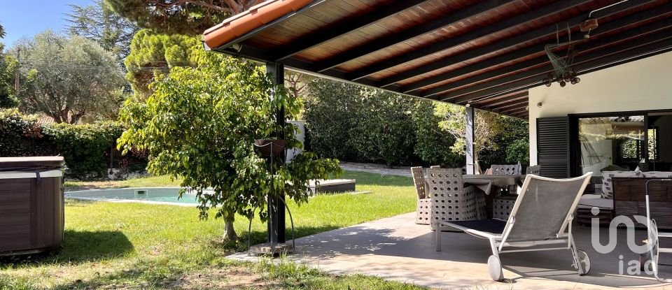 Vivienda unifamiliar  4 habitaciones de 206 m² en Cabrera de Mar (08349)