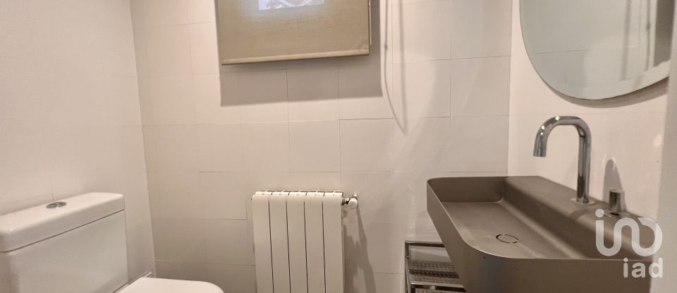 Vivienda unifamiliar  4 habitaciones de 206 m² en Cabrera de Mar (08349)