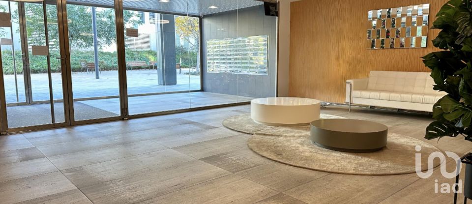 Piso 3 habitaciones de 120 m² en Barcelona (08014)