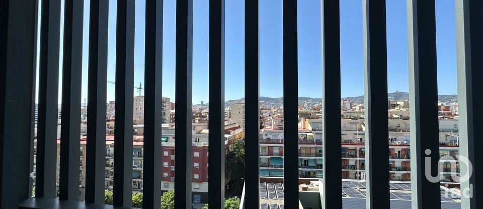 Piso 3 habitaciones de 120 m² en Barcelona (08014)