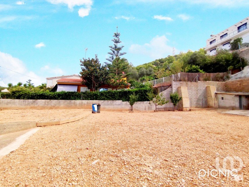 Terreno urbano de 726 m² en Castellet i la Gornal (08729)