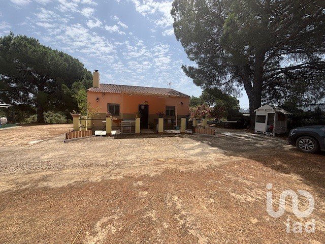 Terreno de 13.685 m² en Villanueva de los Castillejos (21540)