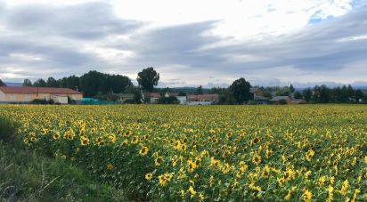 Terrain à bâtir de 911 m² à Magaz de Cepeda (24396)