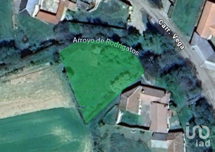 Terreno urbano de 911 m² en Magaz de Cepeda (24396)