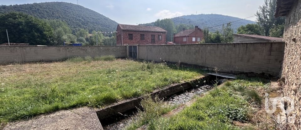 Casa de pueblo 0 habitaciones de 286 m² en La Seca (24630)