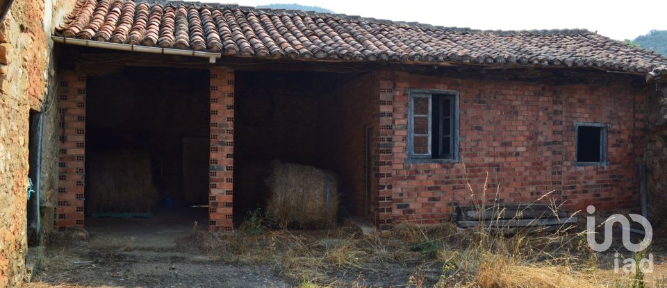 Casa de pueblo 0 habitaciones de 286 m² en La Seca (24630)