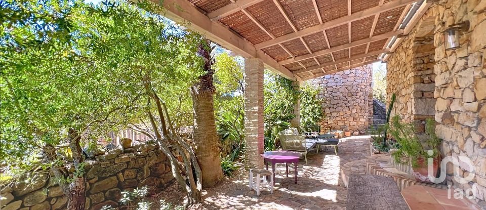 Casa rural 3 habitaciones de 176 m² en Facinas (11391)