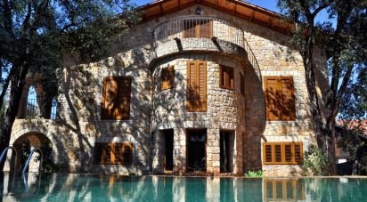 Mansion 5 bedrooms of 345 m² in Artana (12527)