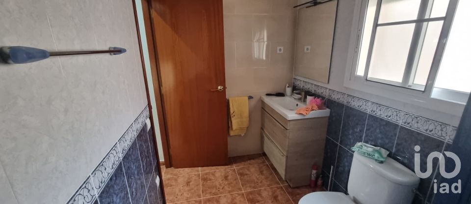 Maison 4 chambres de 190 m² à Camarles (43894)