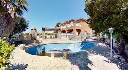 Chalet 5 habitaciones de 382 m² en El Vendrell (43700)