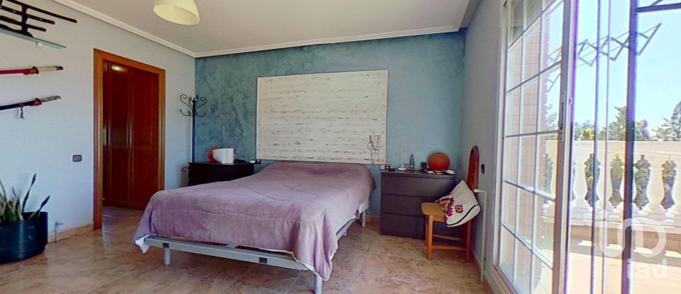 Chalet 5 habitaciones de 382 m² en El Vendrell (43700)