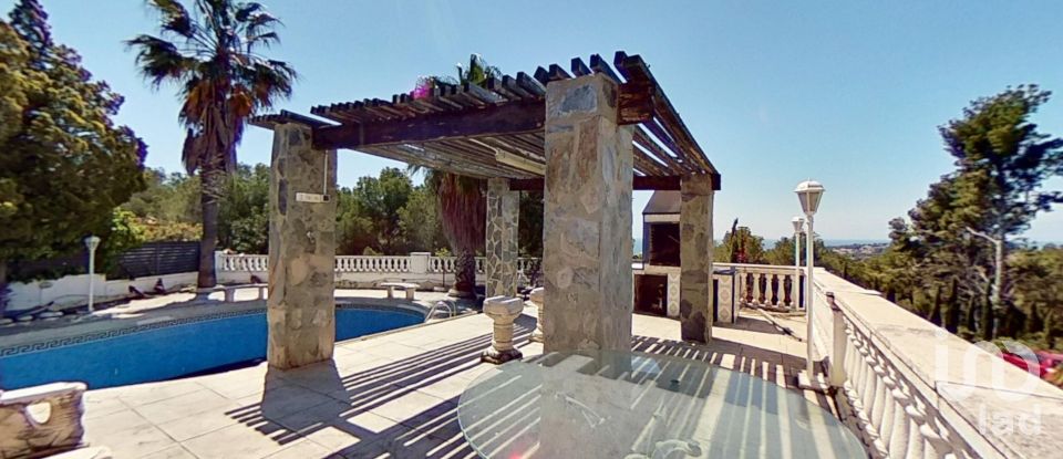 Chalet 5 habitaciones de 382 m² en El Vendrell (43700)