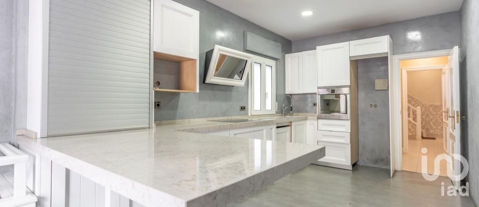 Casa 5 habitacions de 455 m² a Madrid (28025)