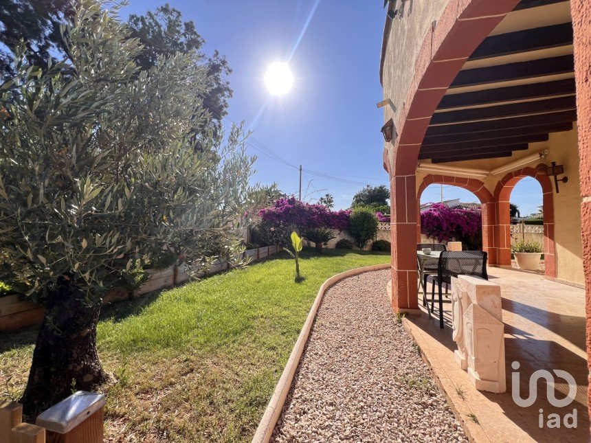 Casa 3 habitaciones de 140 m² en Els Poblets (03779)