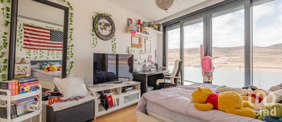 Casa 6 habitacions de 468 m² a Puerto del Rosario (35600)