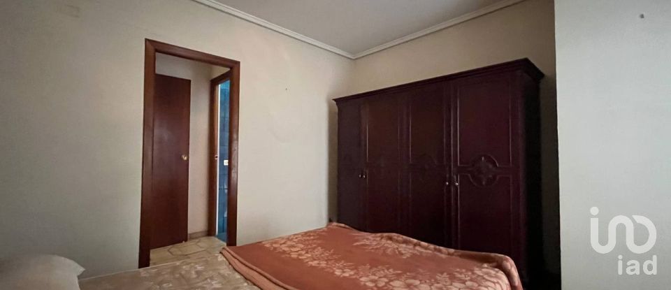 Casa 4 habitacions de 192 m² a Castellón de la Plana/Castelló de la Plana (12002)