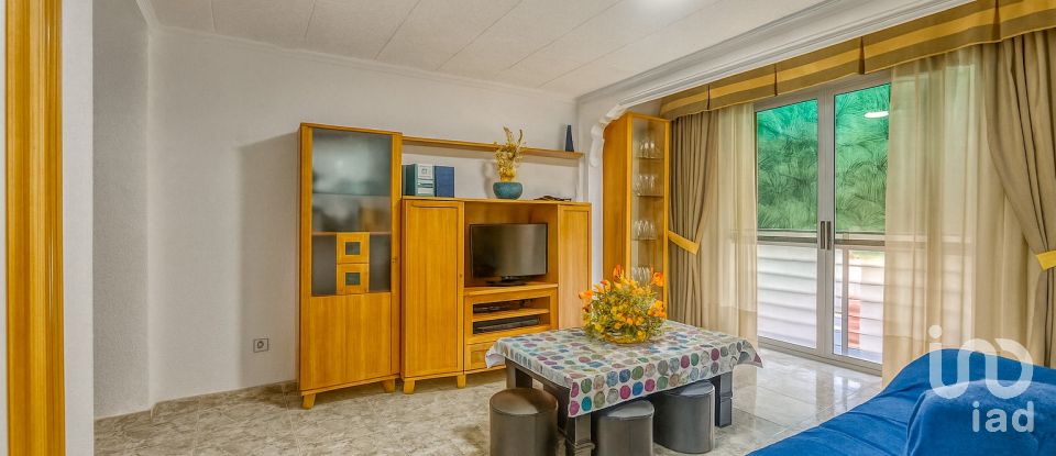 Piso 3 habitaciones de 55 m² en Benidorm (03501)