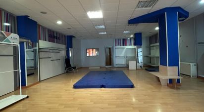 Shop / premises commercial of 200 m² in Béjar (37700)
