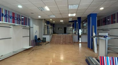 Shop / premises commercial of 200 m² in Béjar (37700)