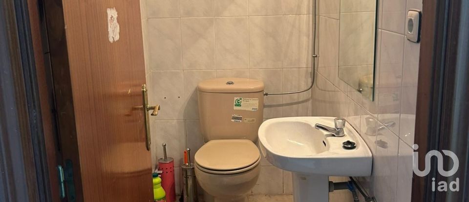 Shop / premises commercial of 200 m² in Béjar (37700)