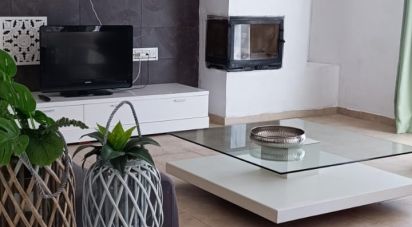 Cottage 3 bedrooms of 280 m² in Calig (12589)