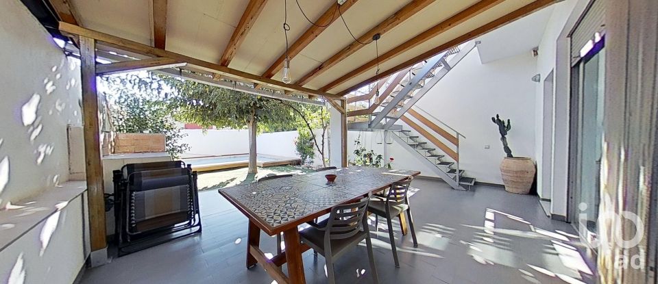 House 5 bedrooms of 288 m² in Alcala de Xivert (12570)