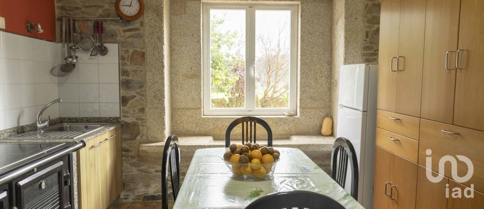 Lodge 6 bedrooms of 239 m² in Malpica de Bergantiños (15113)