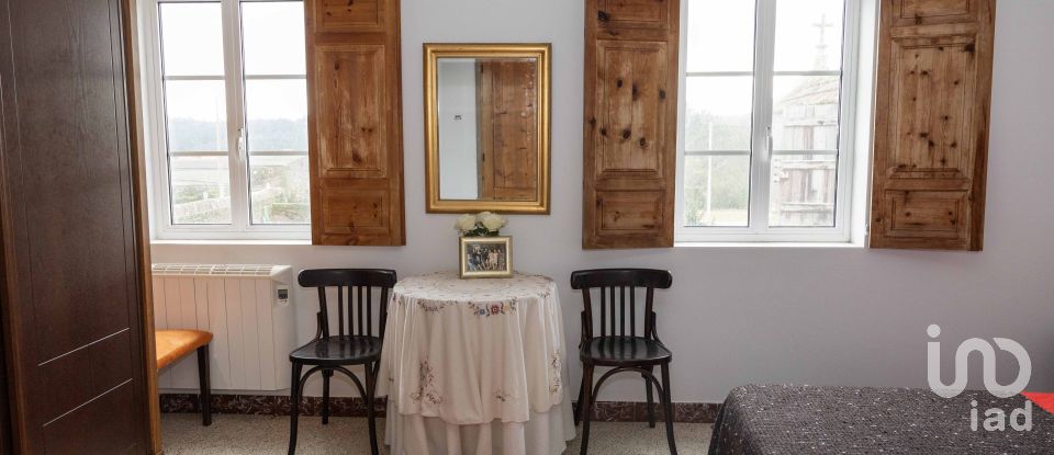 Lodge 6 bedrooms of 239 m² in Malpica de Bergantiños (15113)