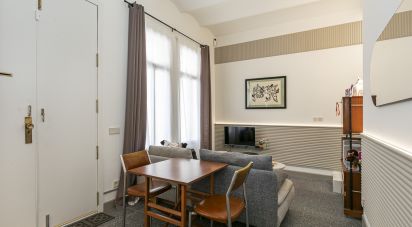 Casa 1 habitación de 61 m² en L'Hospitalet de Llobregat (08904)