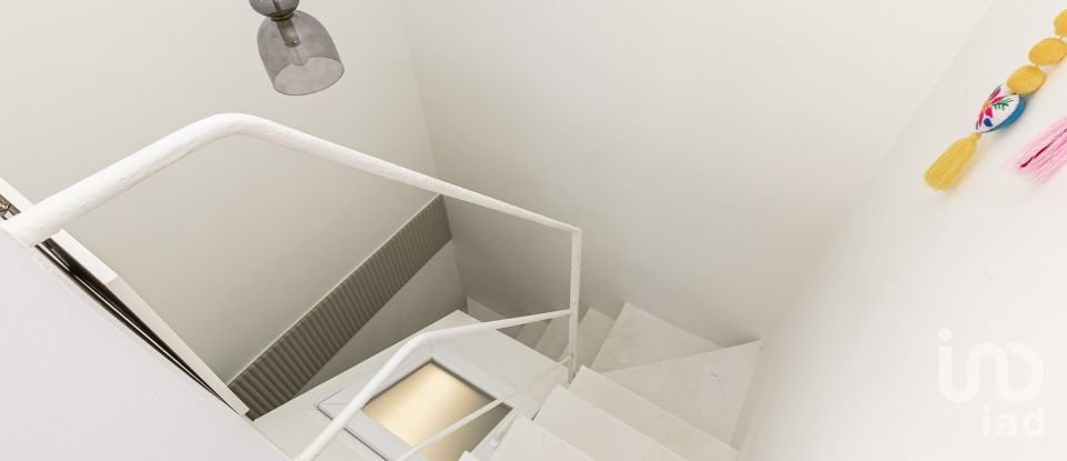 Casa/villa 1 habitació de 61 m² a L'Hospitalet de Llobregat (08904)