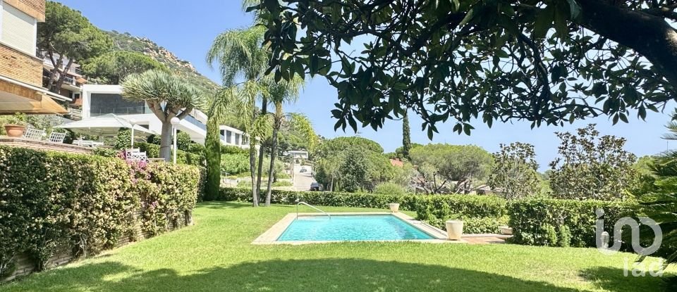 Casa 4 habitacions de 400 m² a Cabrils (08348)