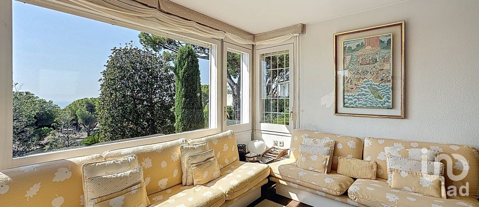 Casa 4 habitacions de 400 m² a Cabrils (08348)