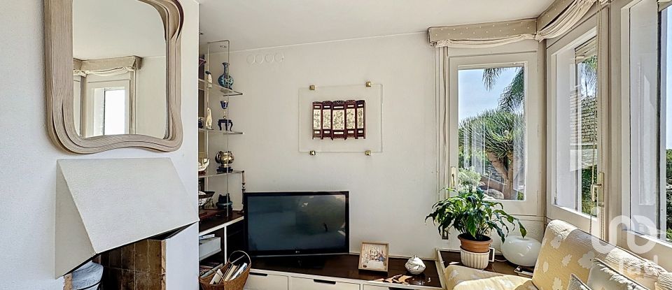 Casa 4 habitacions de 400 m² a Cabrils (08348)