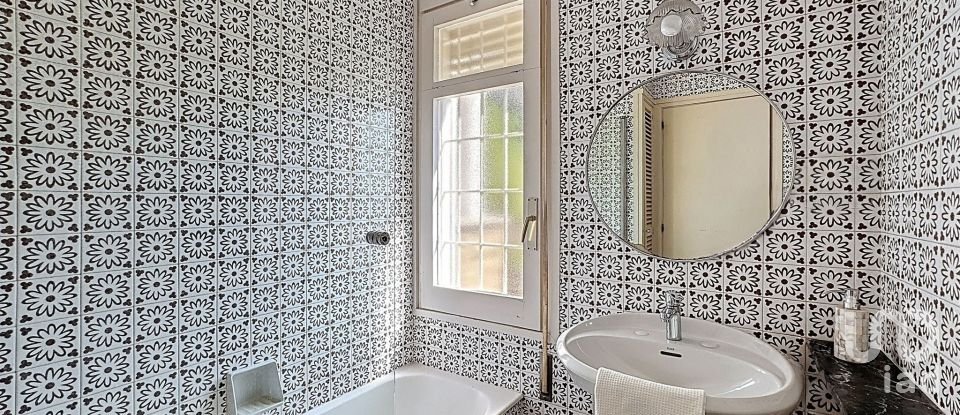 Casa 4 habitacions de 400 m² a Cabrils (08348)