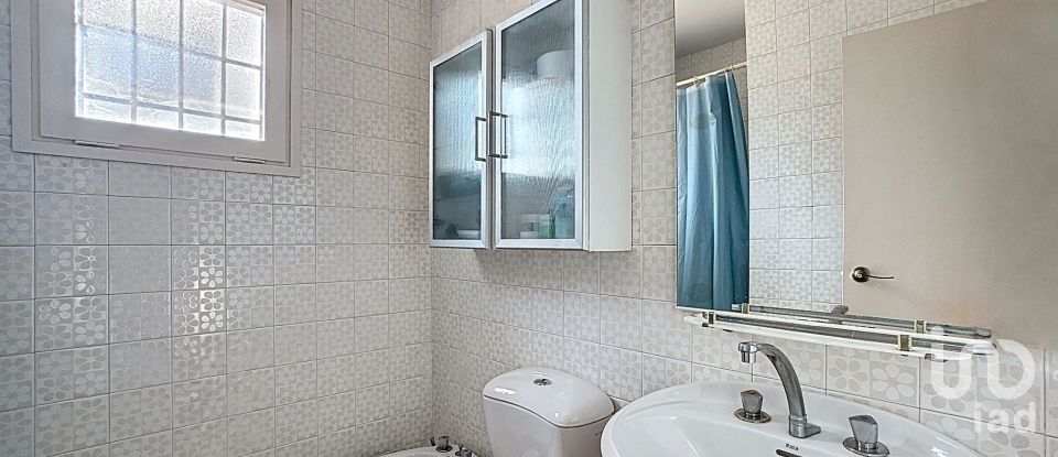 Casa 4 habitacions de 400 m² a Cabrils (08348)