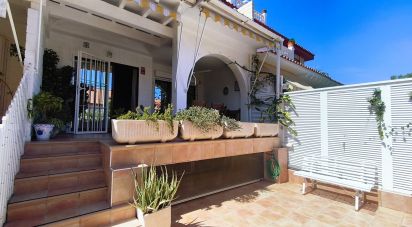 Casa 4 habitaciones de 184 m² en Cabo de Las Huertas (03540)