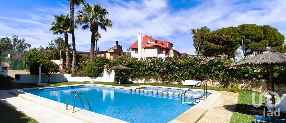 Casa 4 habitaciones de 184 m² en Cabo de Las Huertas (03540)