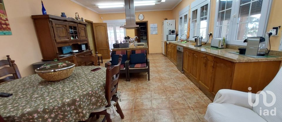 Masia 10 habitaciones de 180 m² en El Altet (03195)