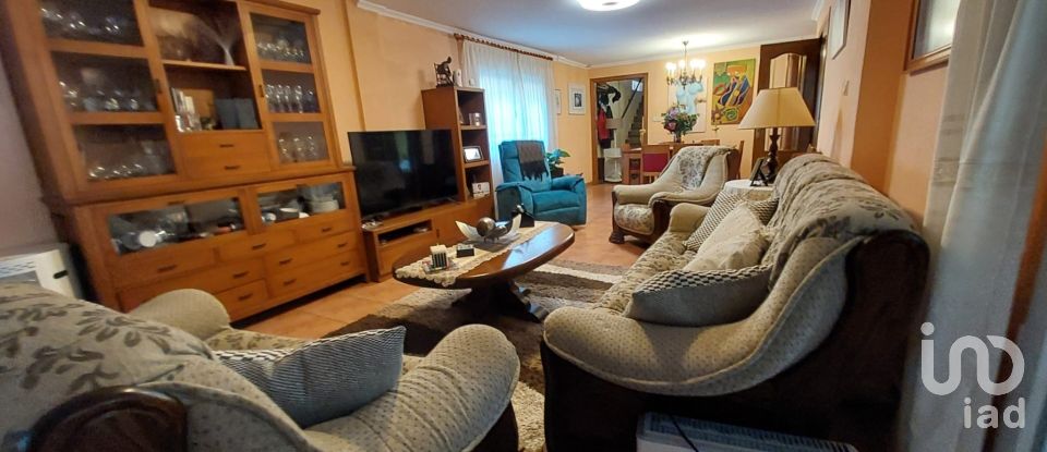 Masia 10 habitaciones de 180 m² en El Altet (03195)